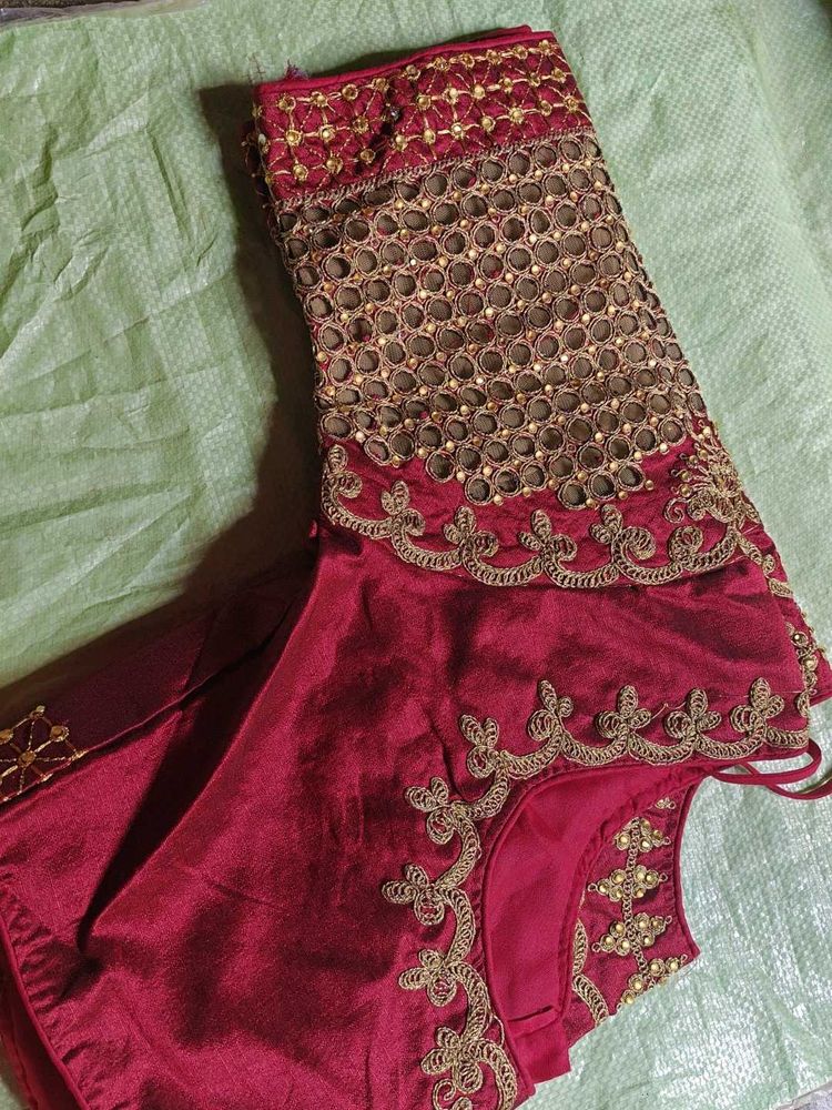 Price Drop🥳 Embroidered Silk Blouse
