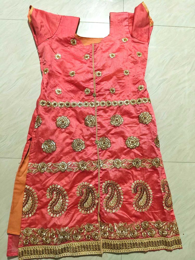 Elegant Embroidered Salwar + Shawl 👗💗