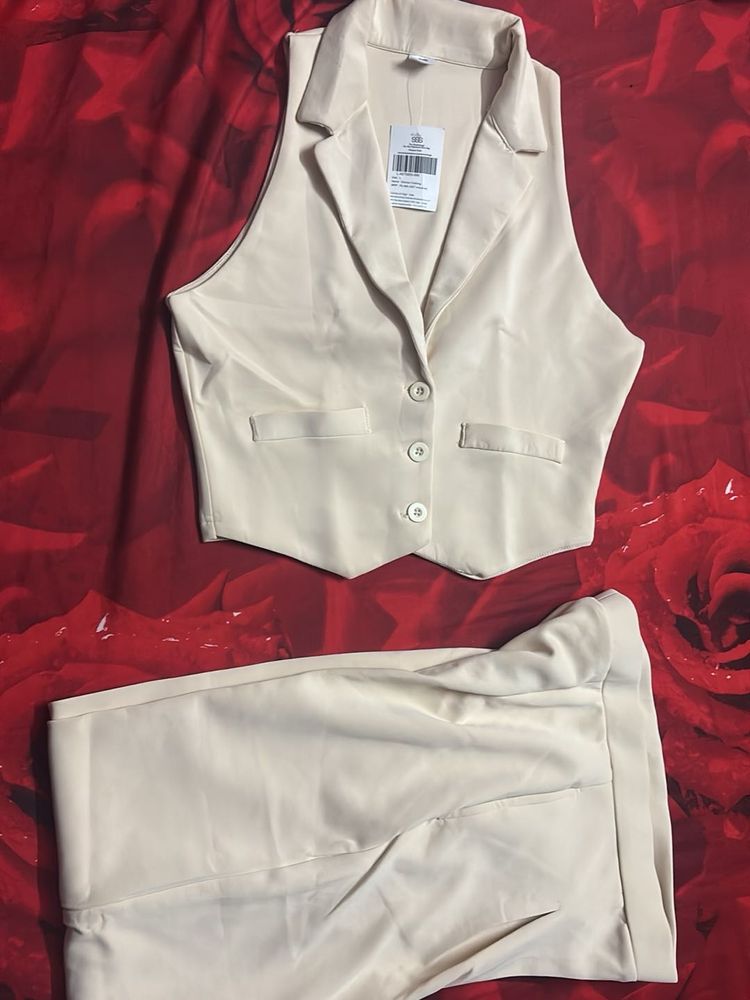 Beige Vest &amp; Pants Set
