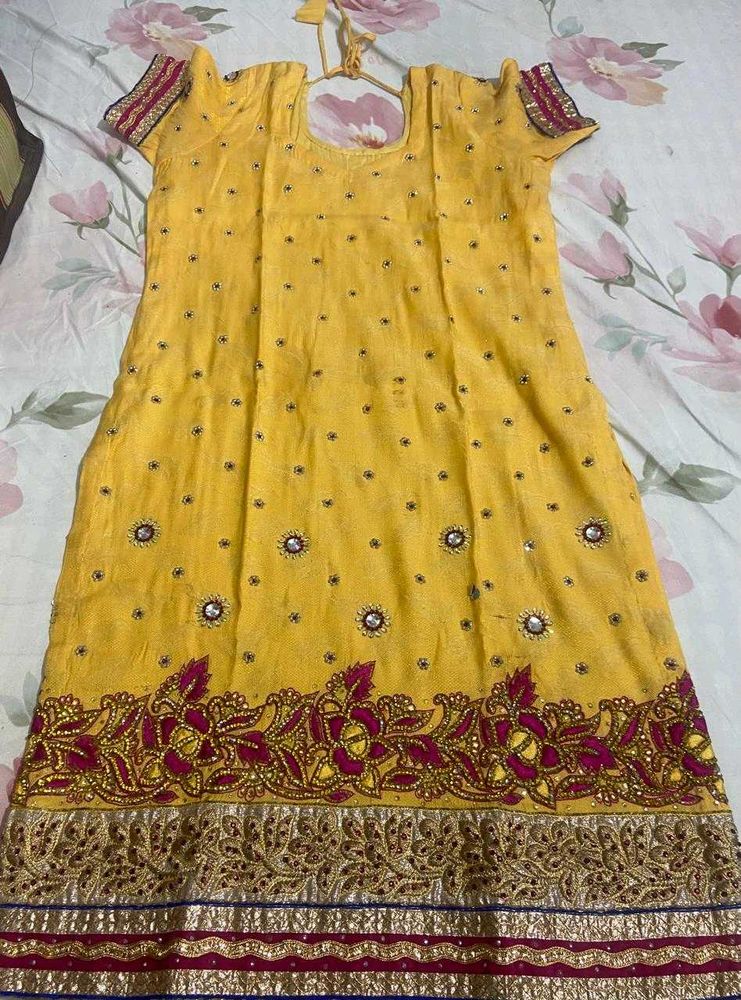 Yellow Embellished Salwar suit