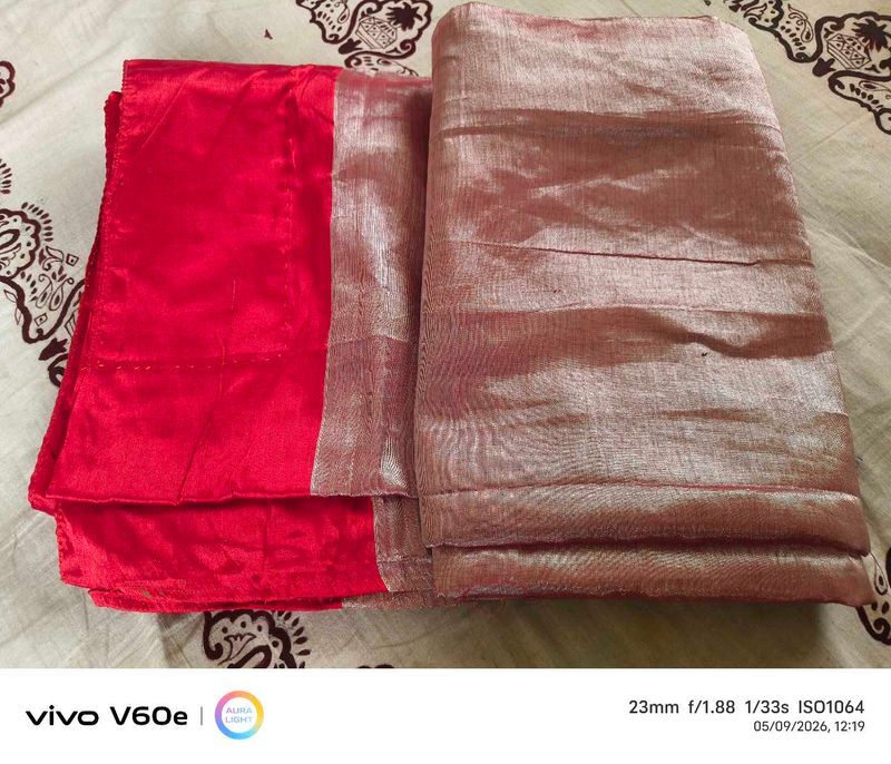 Elegant Red Silk Saree with Brocade Blouse Piece