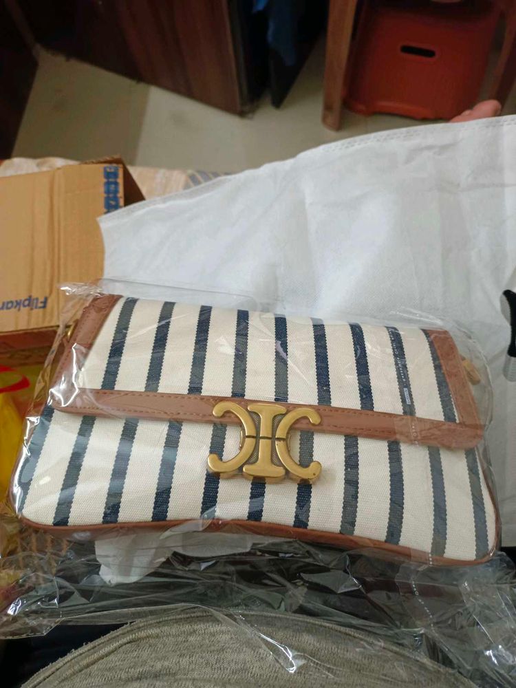 Stylish Striped Crossbody Bag