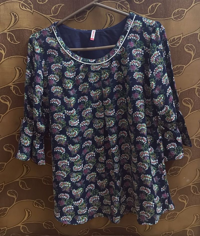 Floral Print Bell Sleeve Top