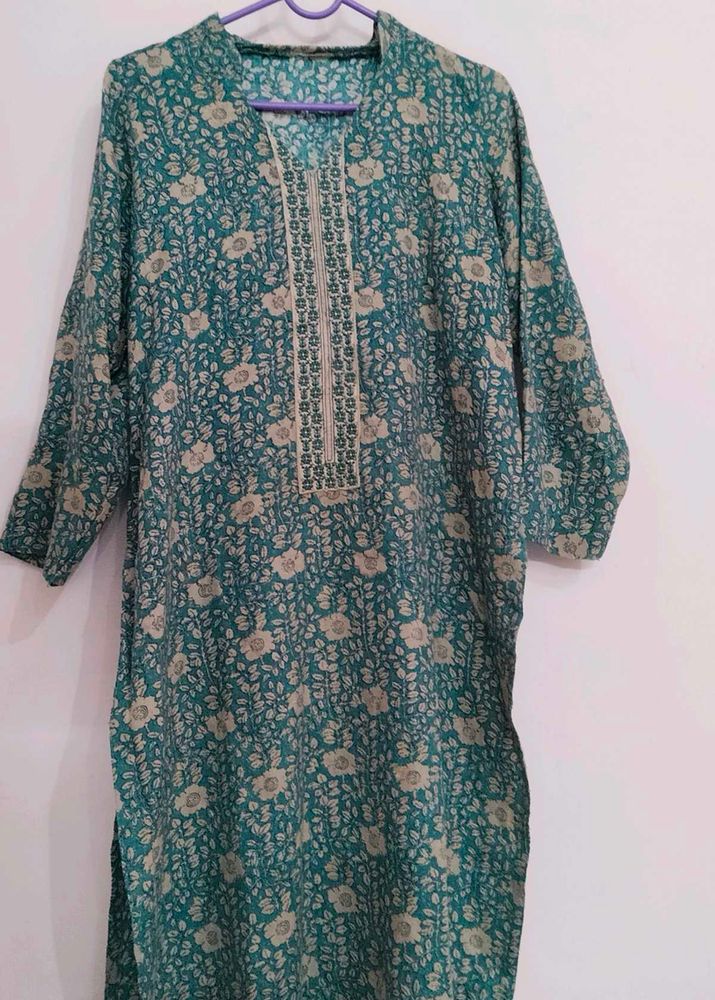 Beautiful Floral Print Kurta