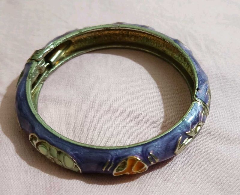 Enamel Flower Design Bangle Bracelet 2