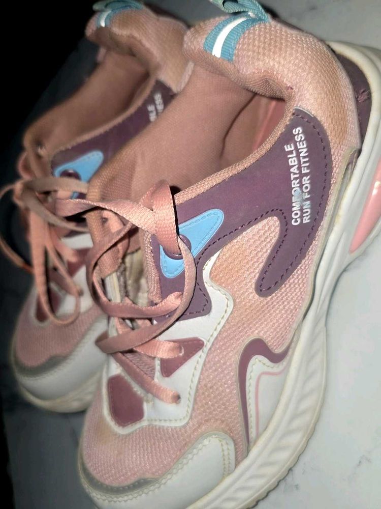 Comfortable Pink Running Shoes UK 3