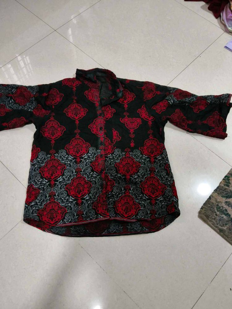 Embroidered Black &amp; Red Kurta