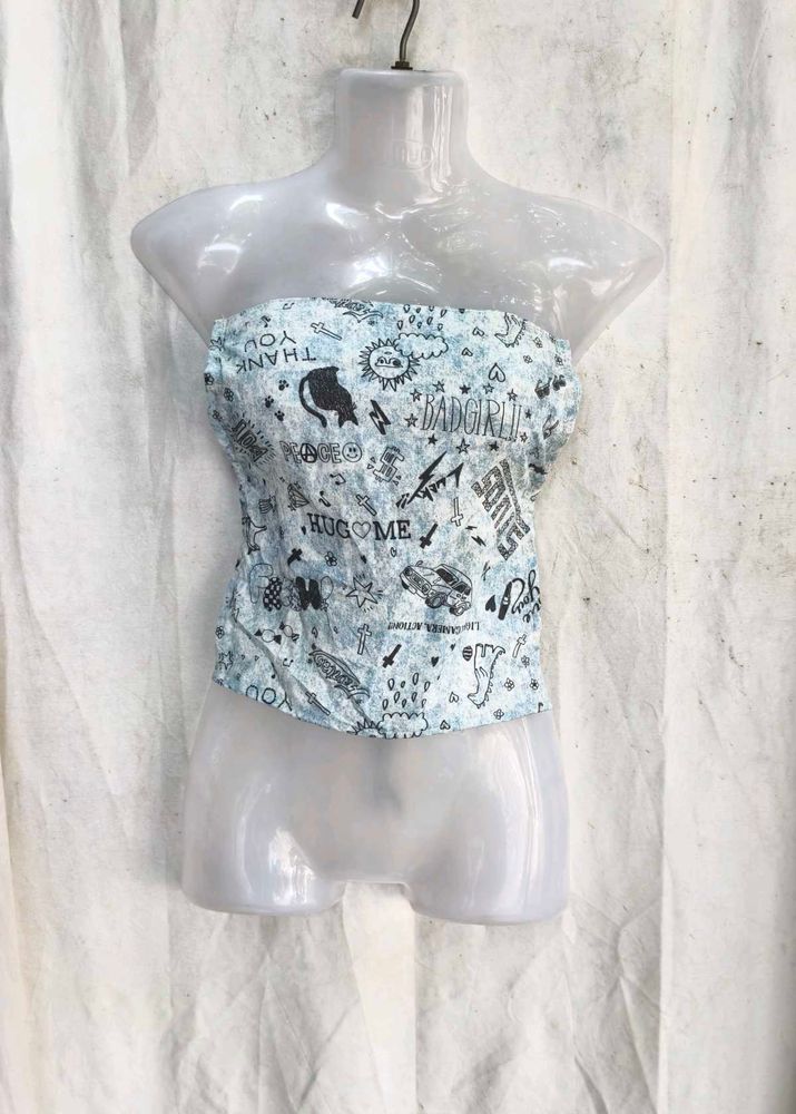 139. Cool Graphic Print Strapless Top