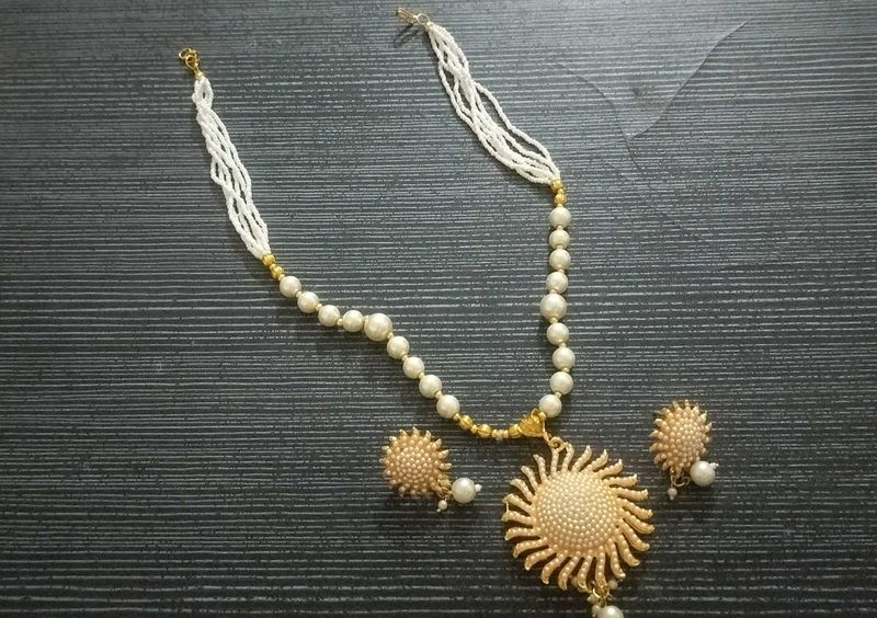 Pearl Sun Pendant Necklace &amp; Earrings Set