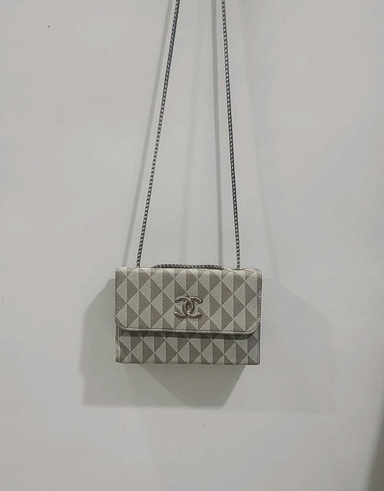 Chic Geometric Chain Bag