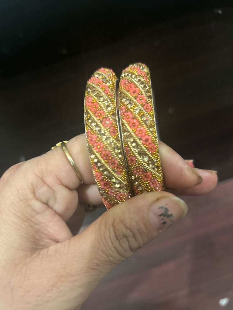 Beautiful Peach Beaded Bengle.