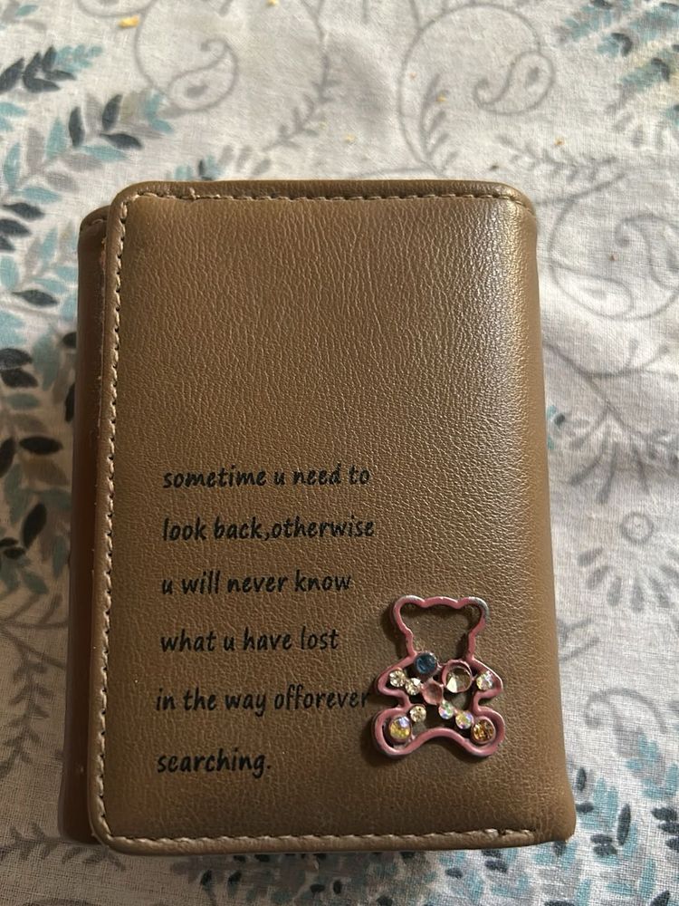 Woman wallet