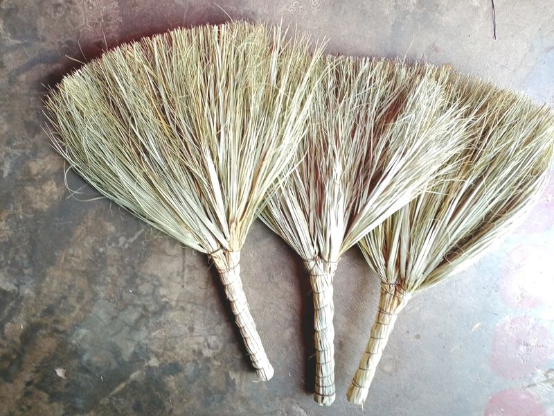 Natural Grass Broom Set