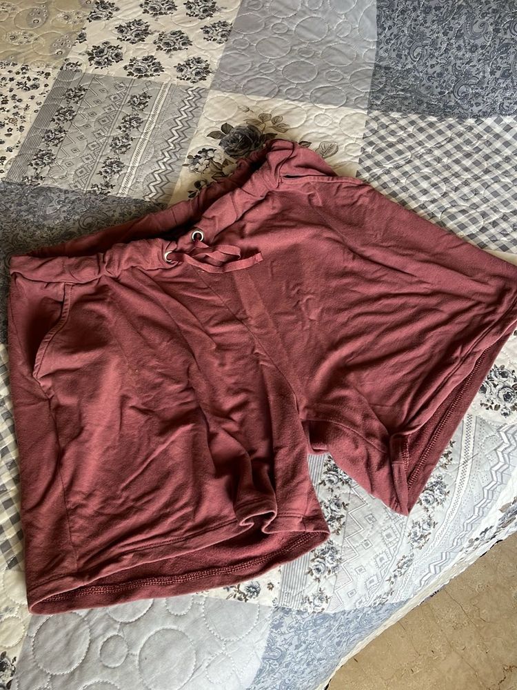 Comfy Rose Shorts size M (west side)