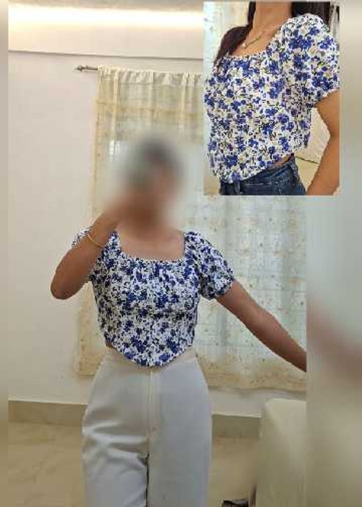 Blue Floral Print Cropped Top