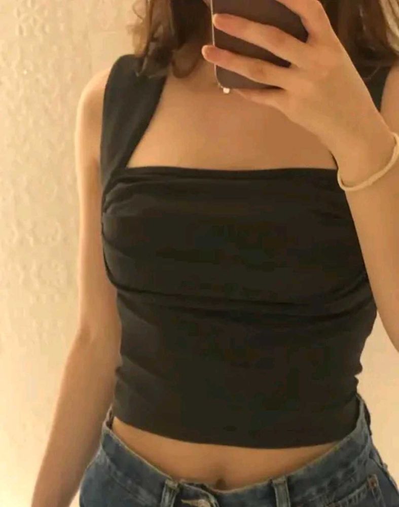 Black Ruched Crop Top
