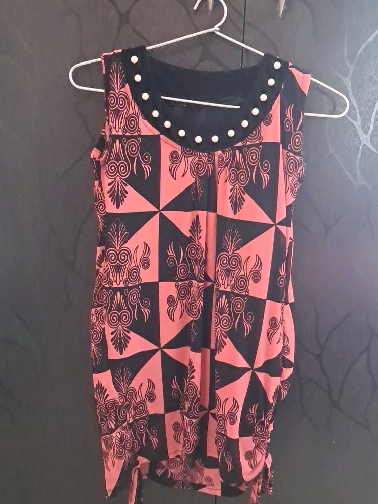 Fancy, Printed,Black N Pink Velvet-Chiffon Top