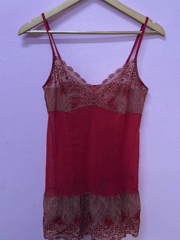 Red Lace  Top