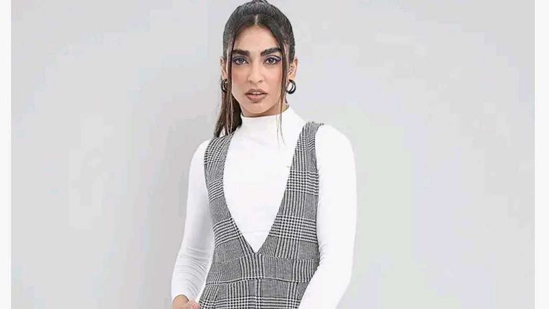 Plaid V-Neck Pinafore Dress