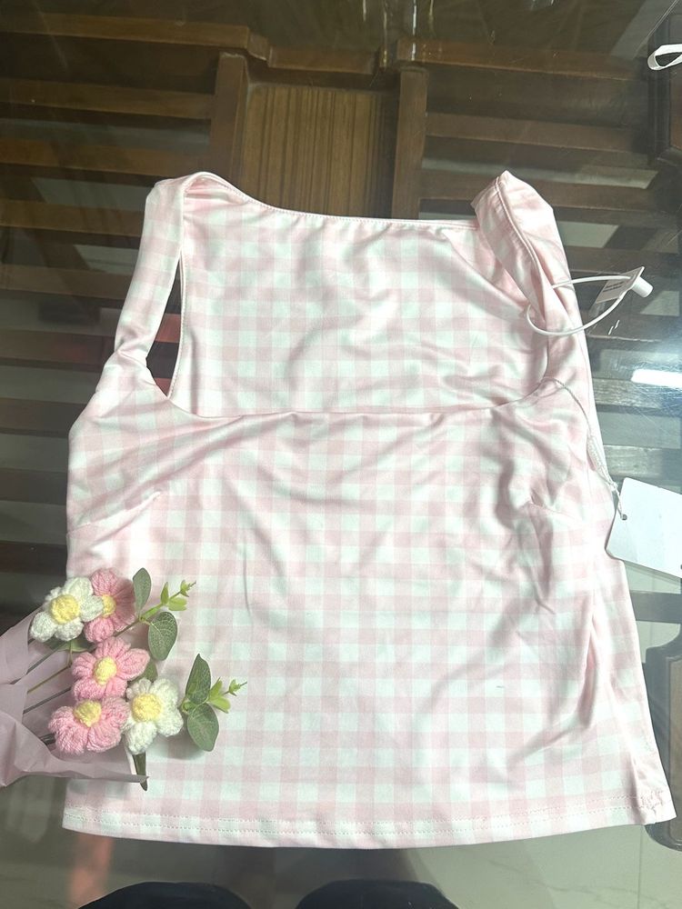 Cute Pink Gingham Crop Top with tag