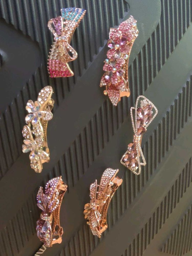 Sparkling Hair Clips Set (Combo of 6)