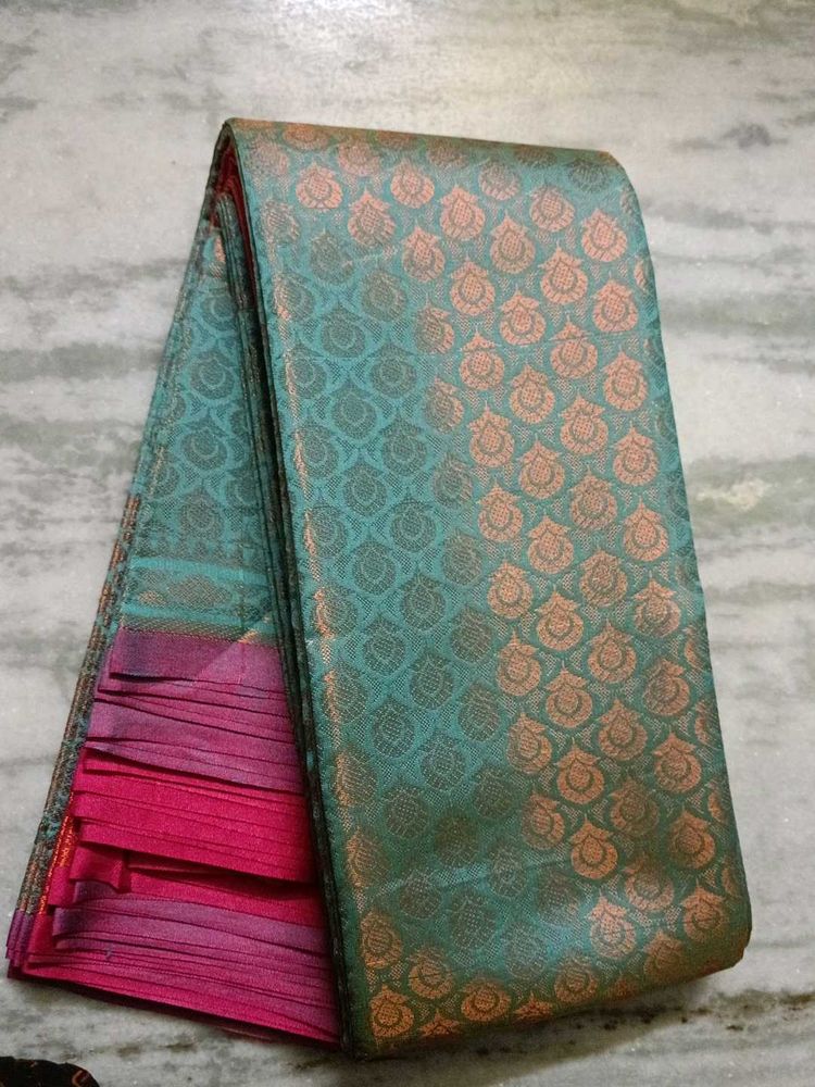 new silk saree... perfect for gifting... free deli