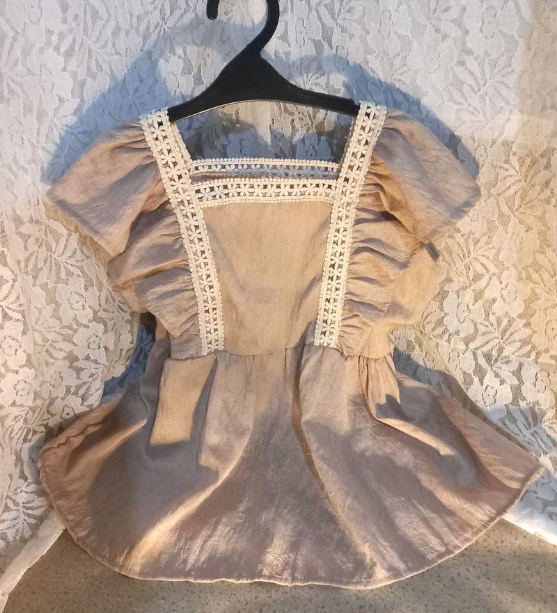 Lace Trim Square Neck tops