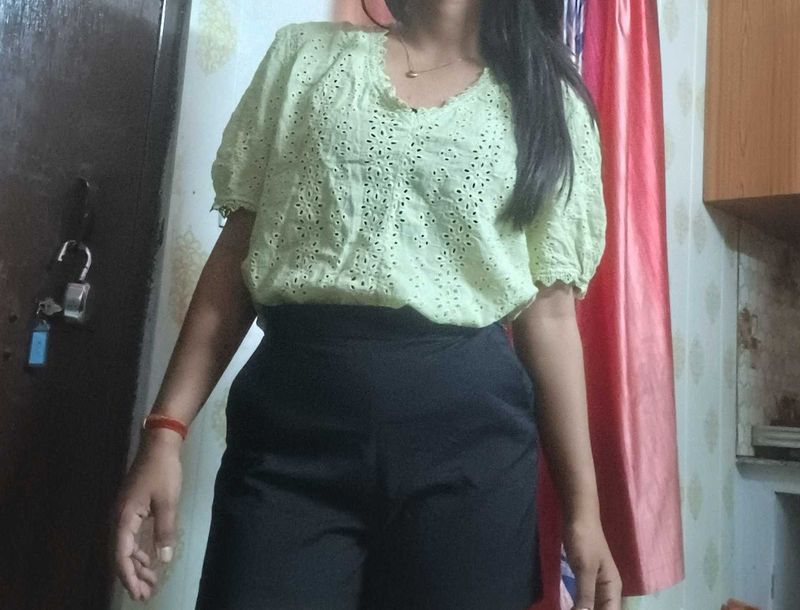 branded tops and trouser