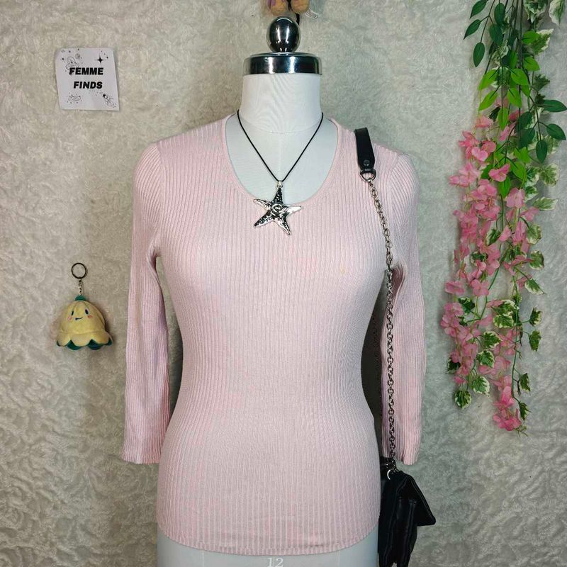 Pale Pink Ribbed V-Neck Top