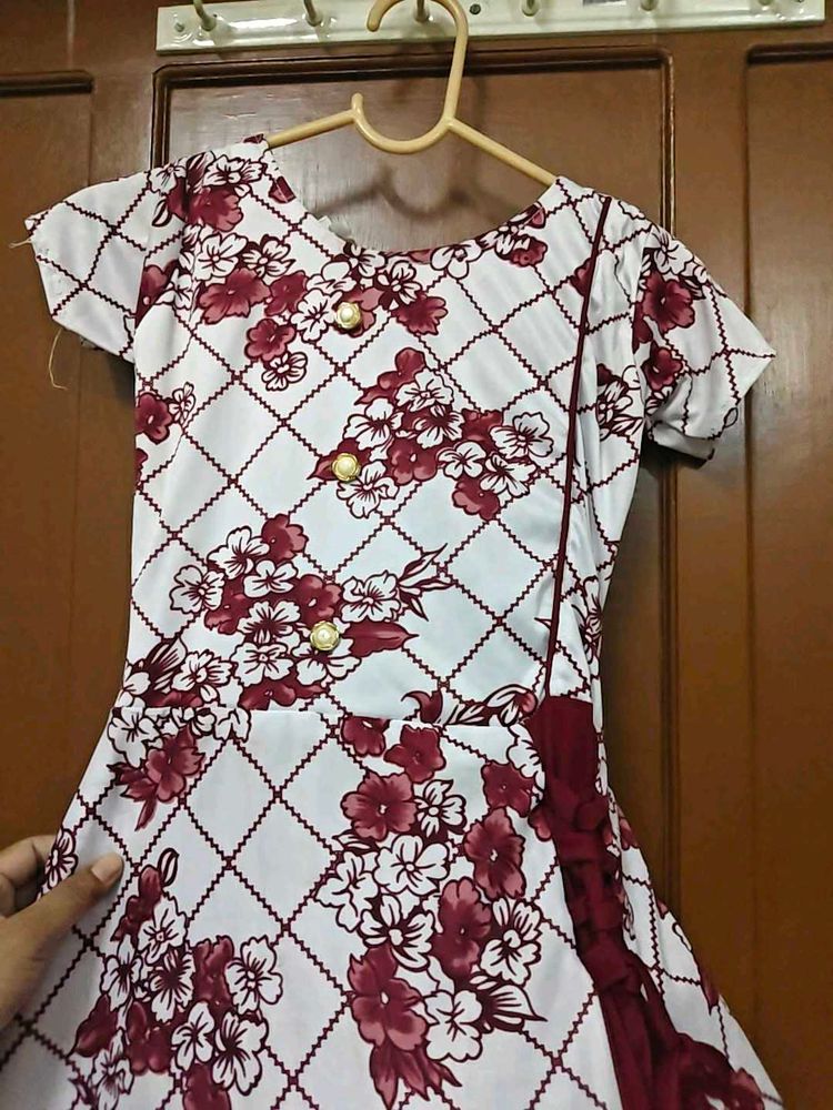 White &amp; Maroon Floral Printed Gown