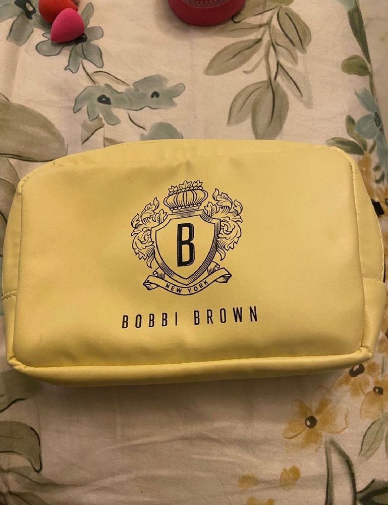 Bobbi Brown Cosmetic Pouch