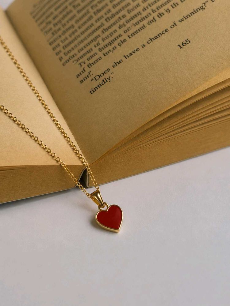 Red heart pendant