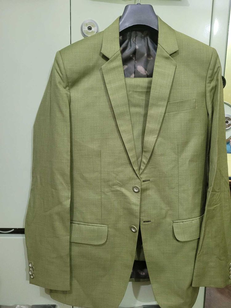 Men's Light Green coat pent