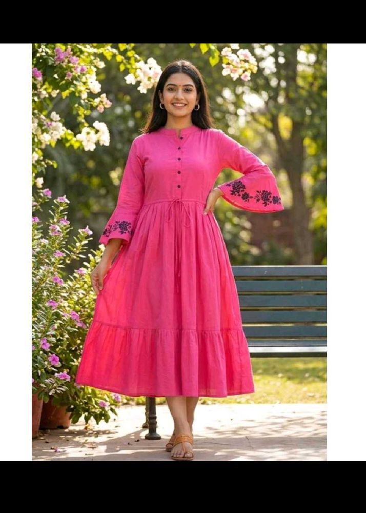 Chic Pink Tiered Maxi Dress