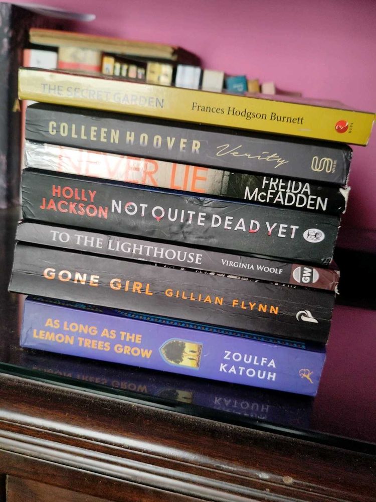 Bundle of 7 Popular Novels