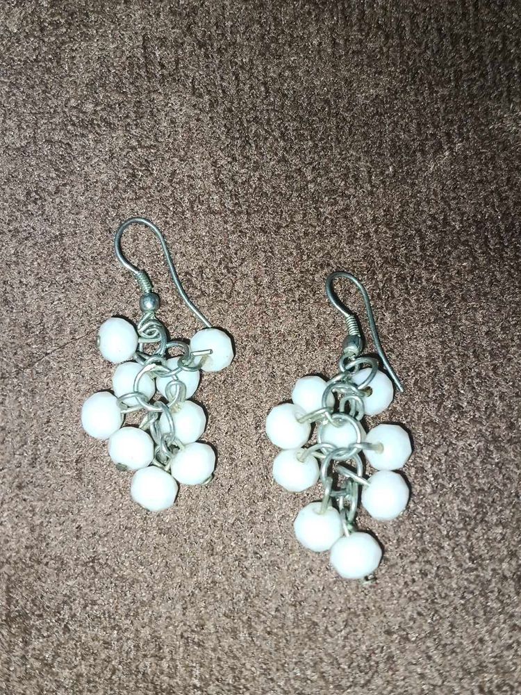pearl earing