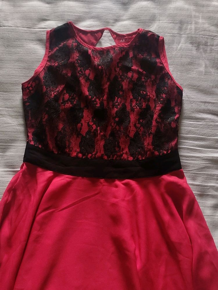 L Size Fit &amp; Flare Dress Peach &amp; Black Colour