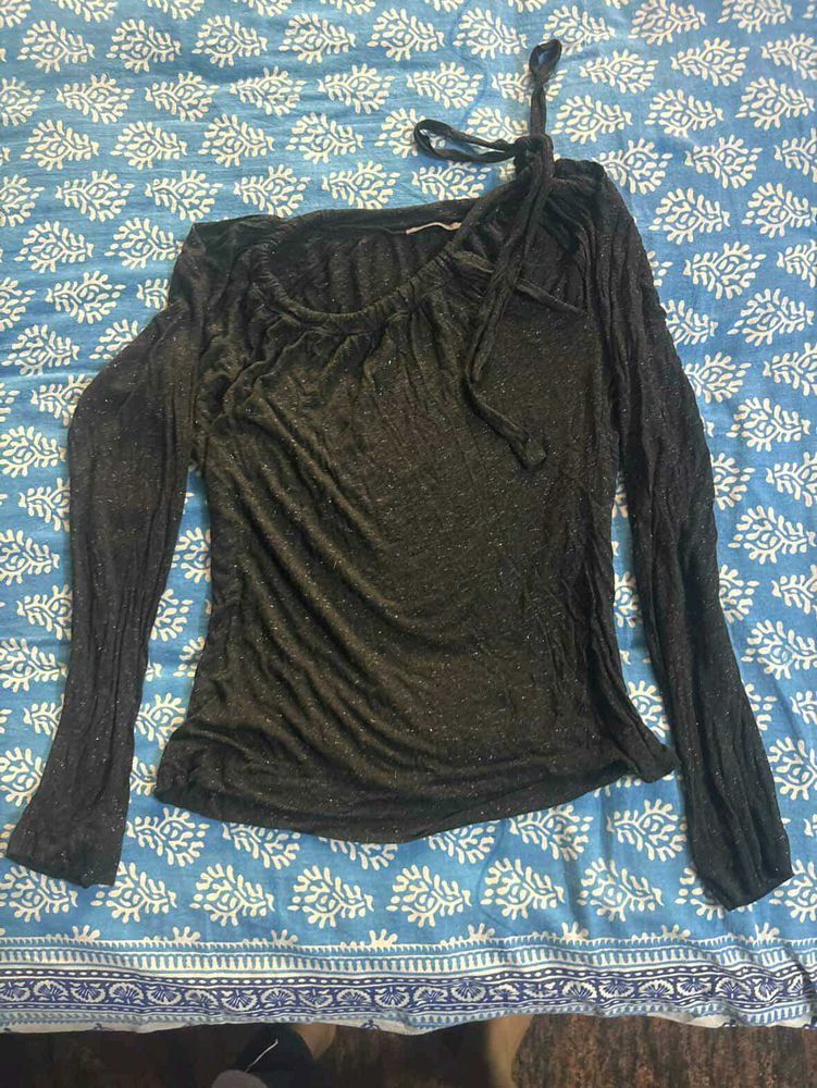 Black Long Sleeve Top