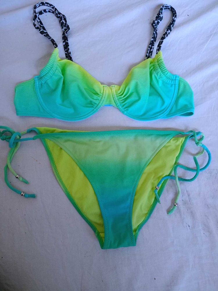 H&amp;M Green Ombre Bikini Set