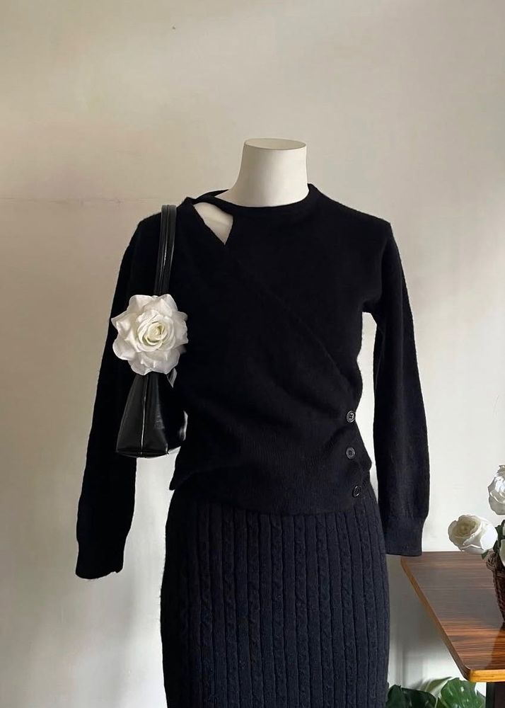 Chic Black Cut-Out Sweater