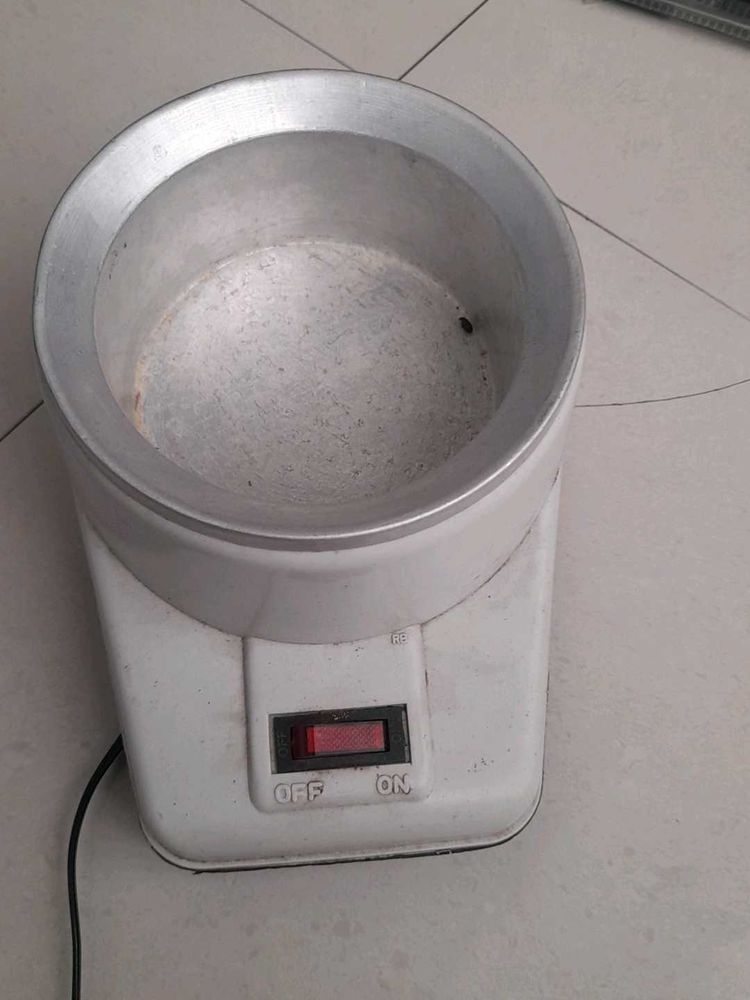 like New Wax Melter Pot