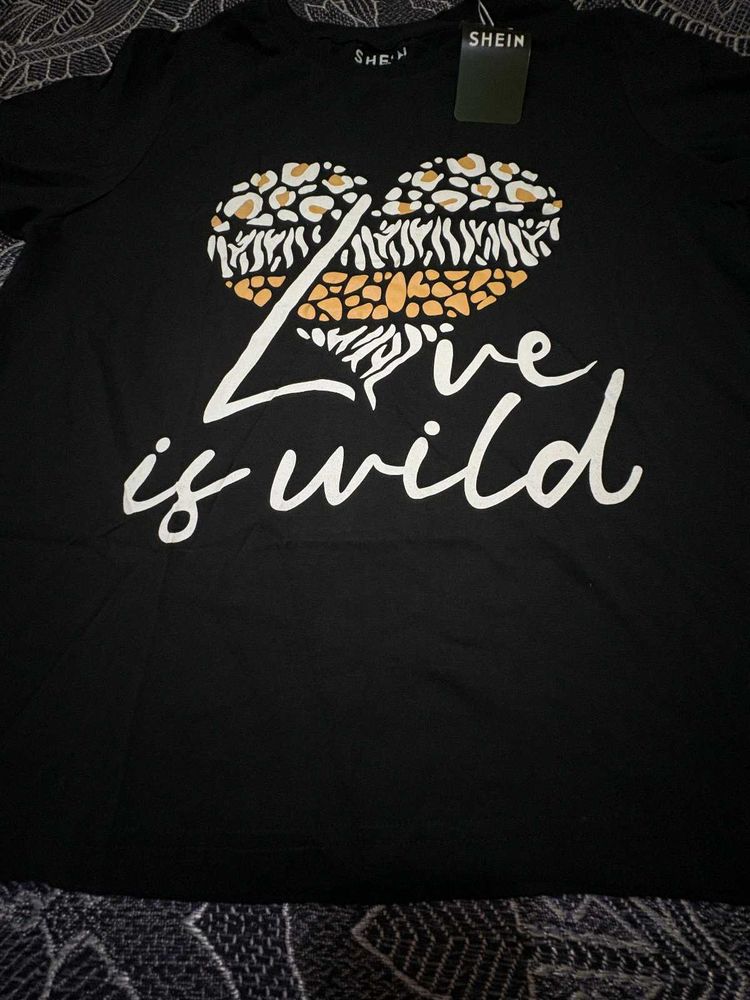 Midnight Bloom Graphic Tee 🖤✨