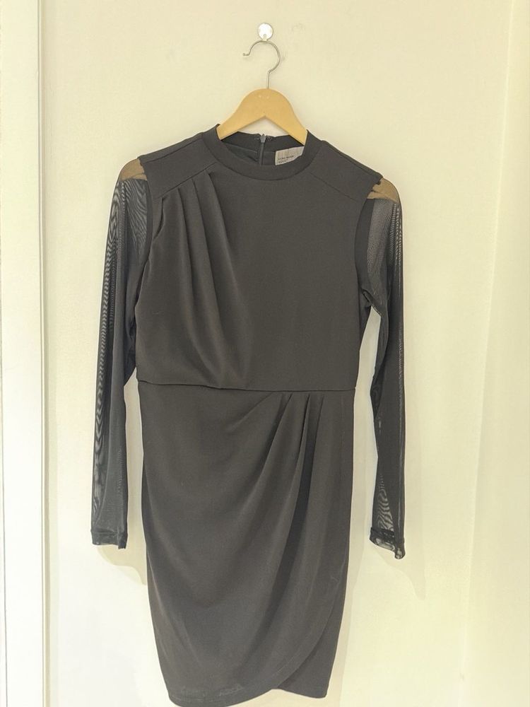 Elegant Black Long Sleeve Dress