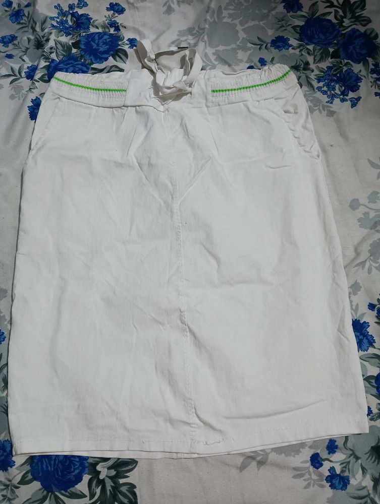 White Skirt👗 32,34 size