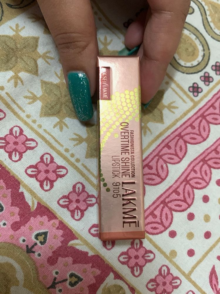 Lakme Overtime Shine Lipstick 9T05