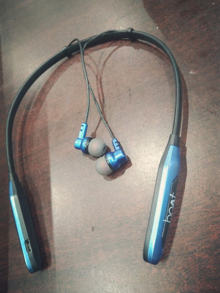Boat Bluetooth Headphones
