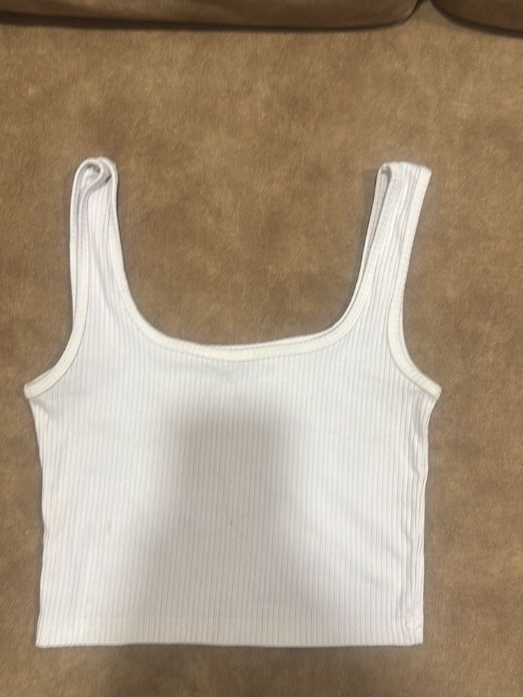 Ribbed Cropped Tank Top
