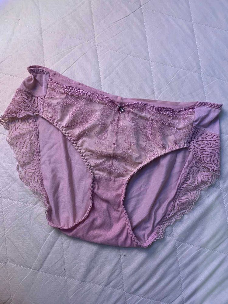Delicate Lace Trim Briefs