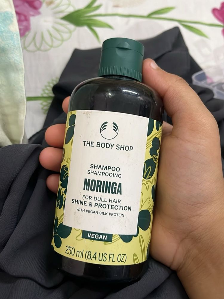 The Body Shop Moringa Shampoo