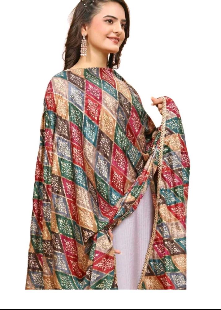 Vibrant Diamond Print Dupatta